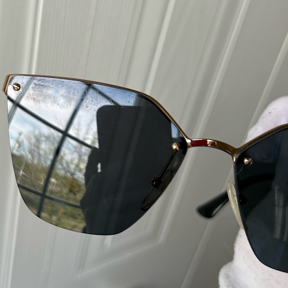 Authentic Prada Catwalk Sunglasses - Used Condition - Picture 15 of 15